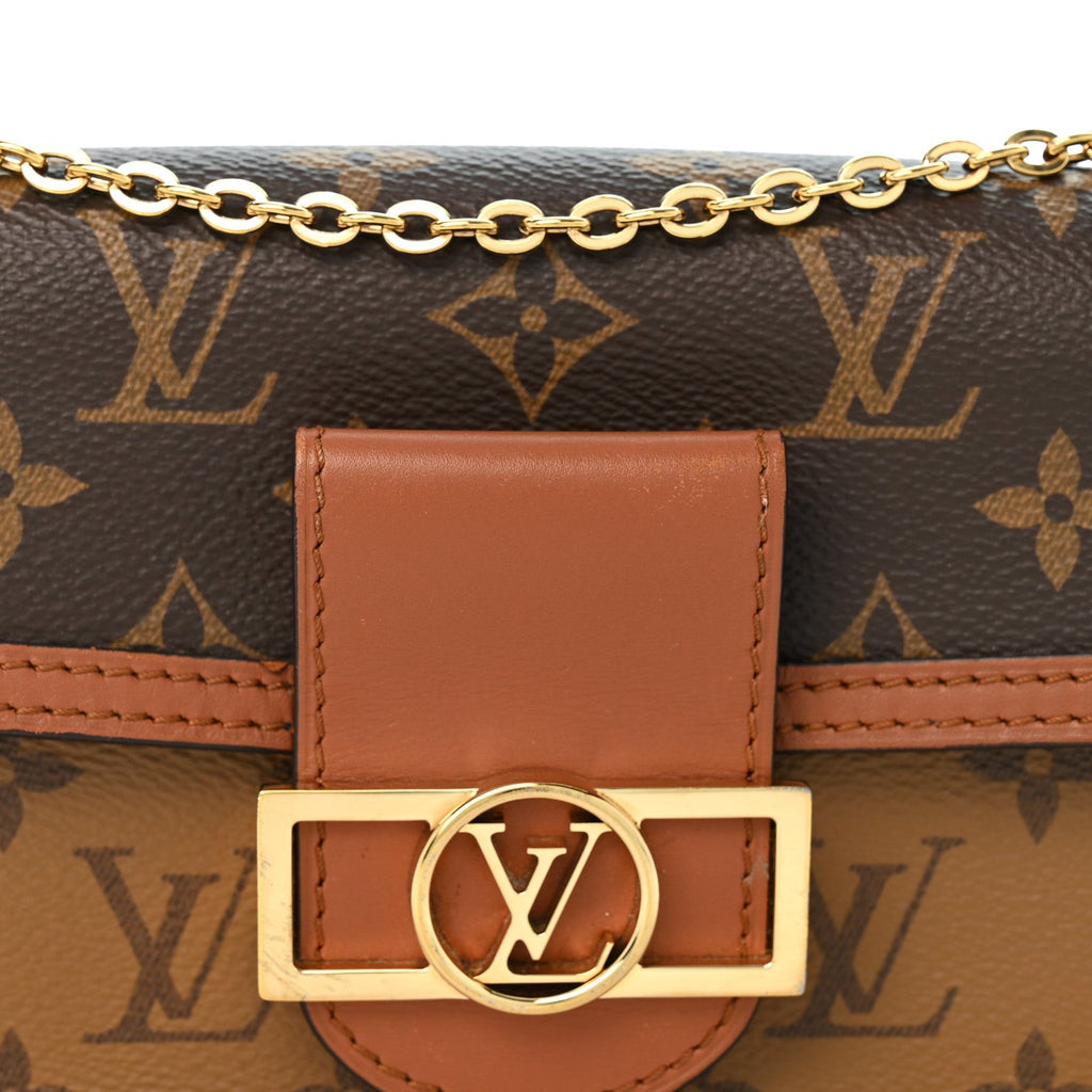Reverse Monogram Dauphine Chain Wallet