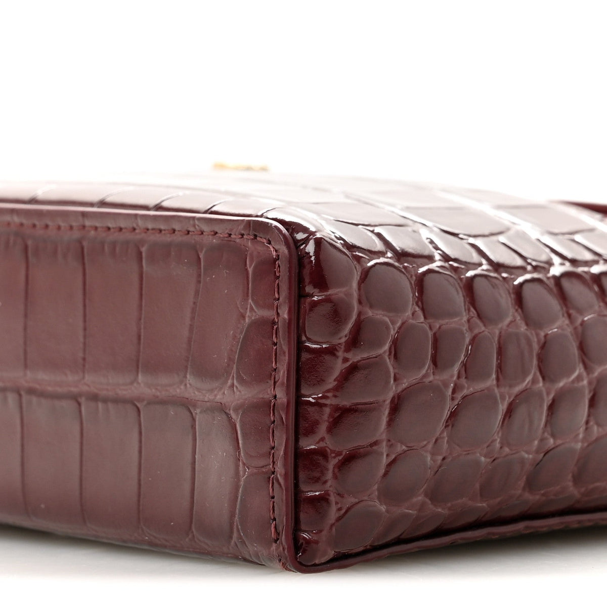 Calfskin Crocodile Embossed Crococo Exoticoco Vanity With Chain Dark Burgundy