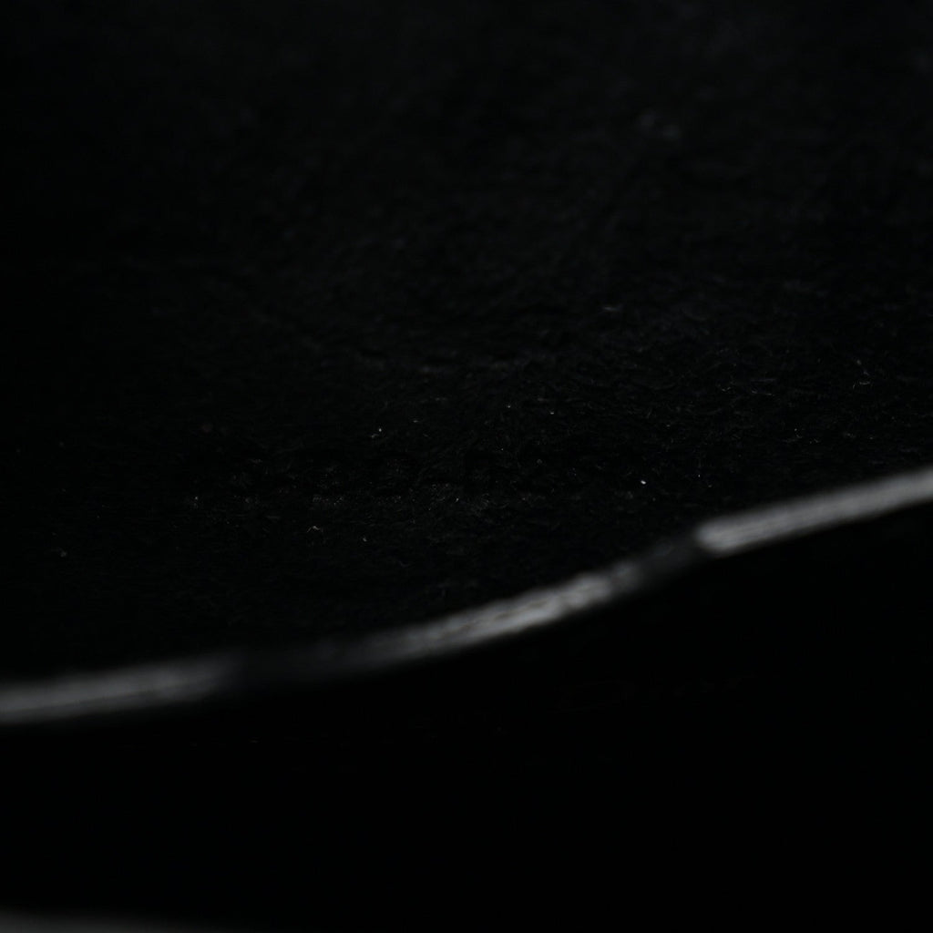 Box Calfskin Medium Bobby Flap Black