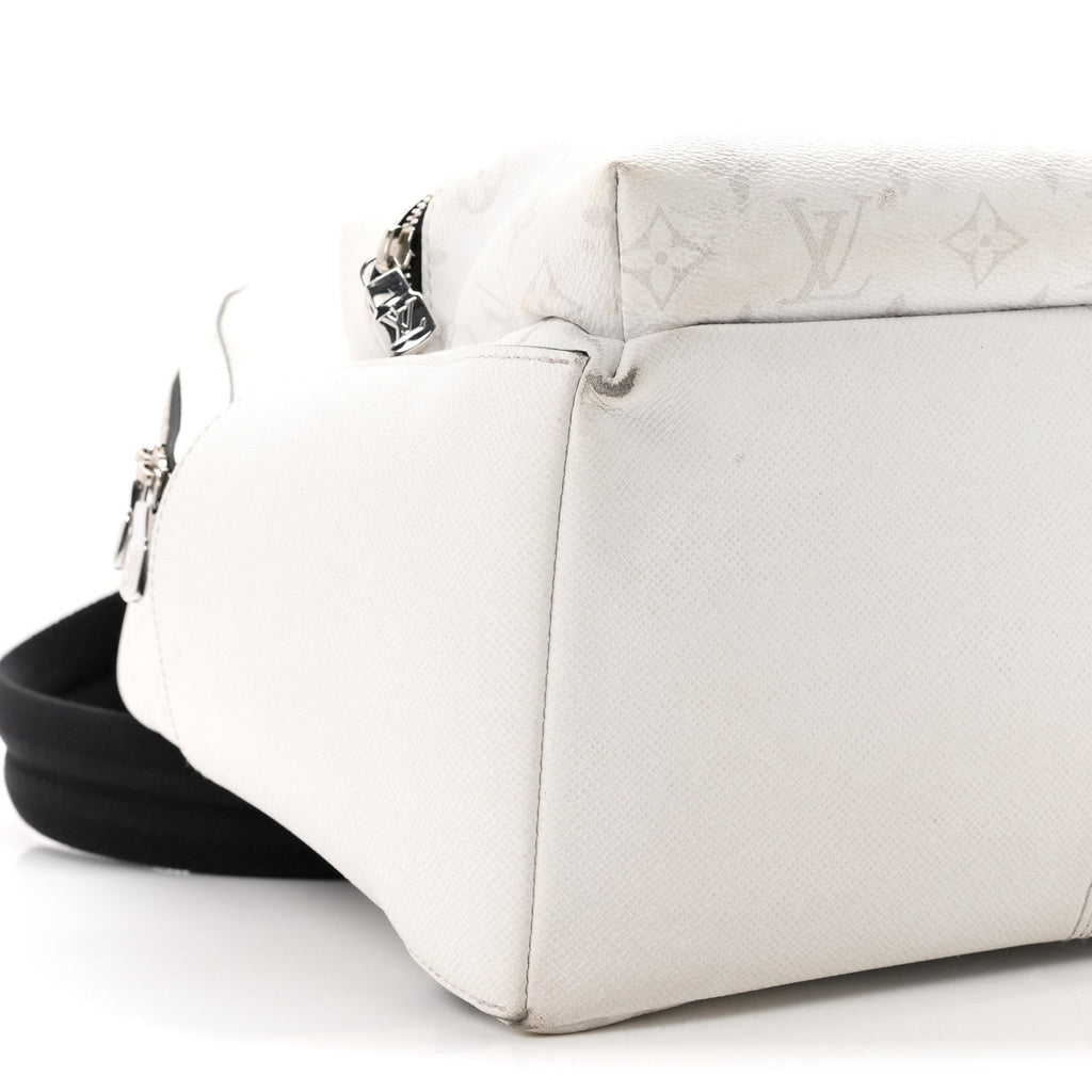Taiga Monogram Discovery Backpack PM White