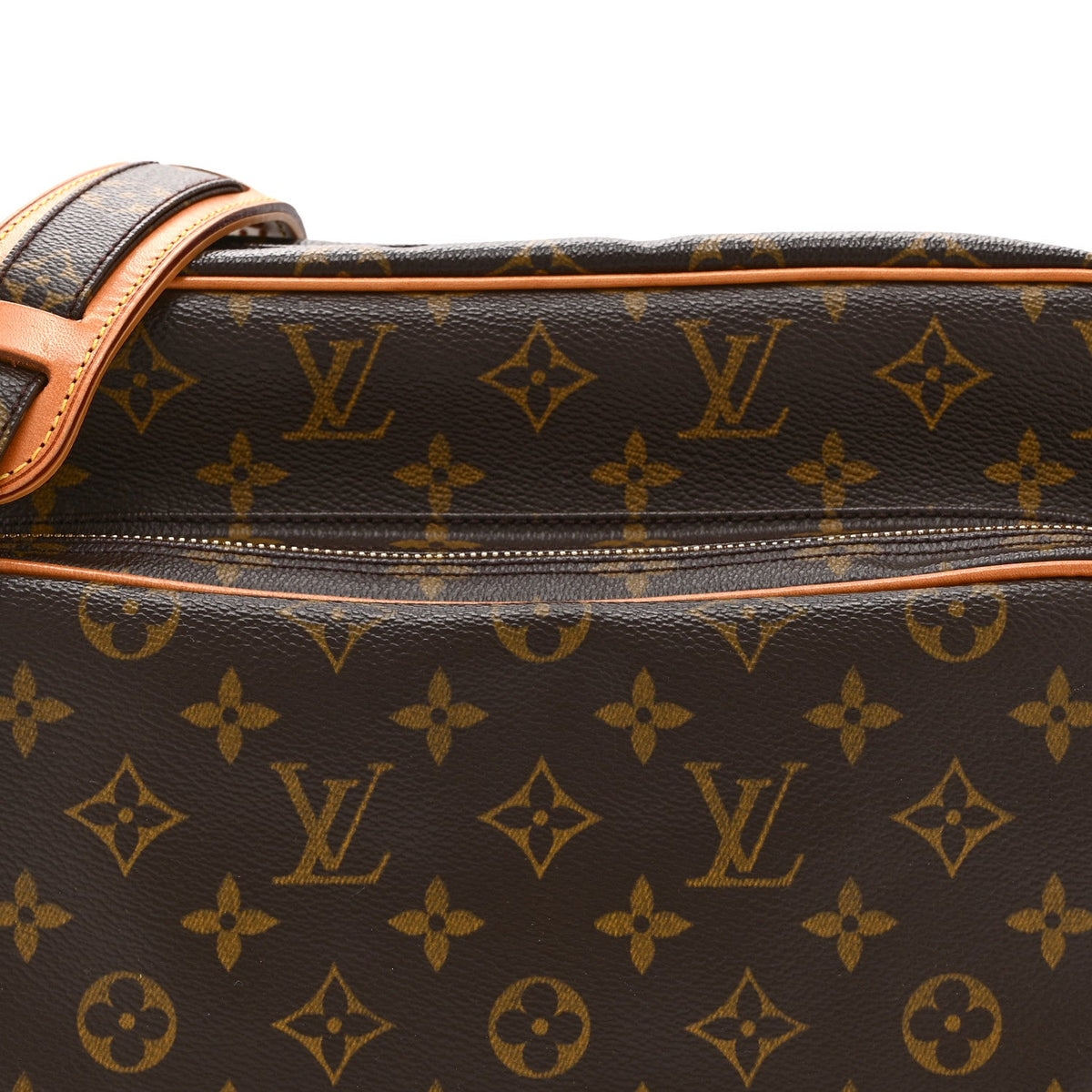 Monogram Nil 28