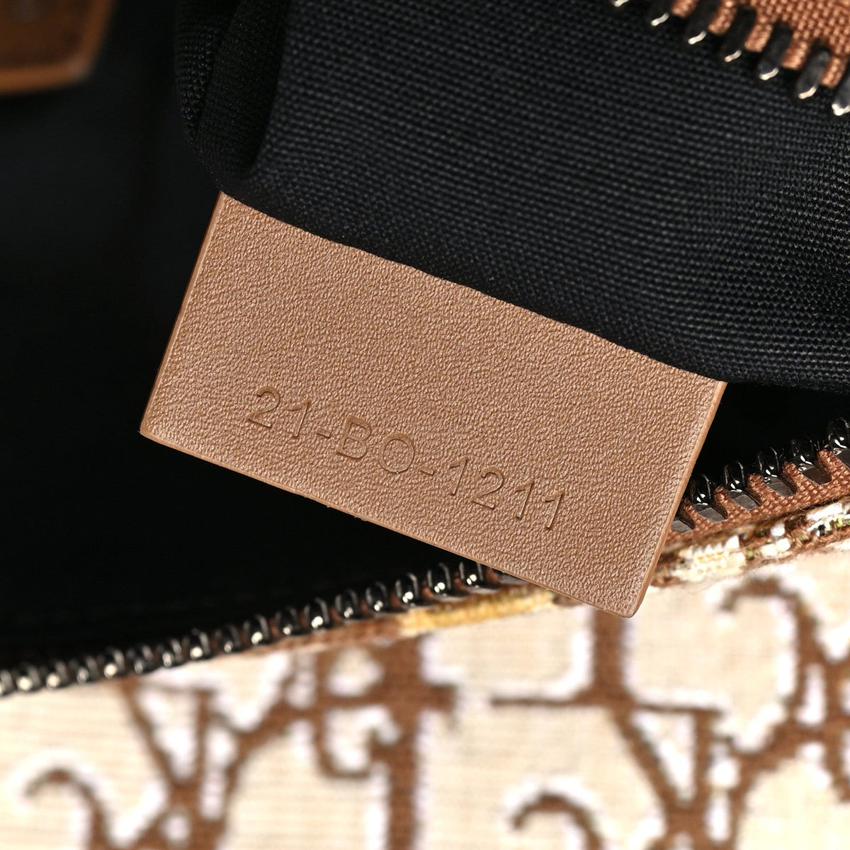 X CACTUS JACK Oblique Saddle Bag Coffee