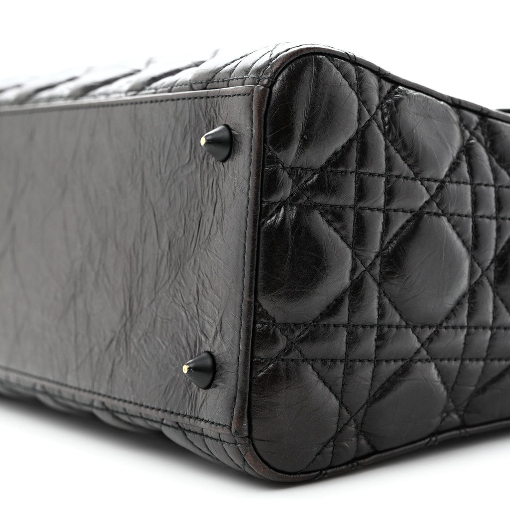 Crinkled Calfskin Cannage Medium Lady Dior Black
