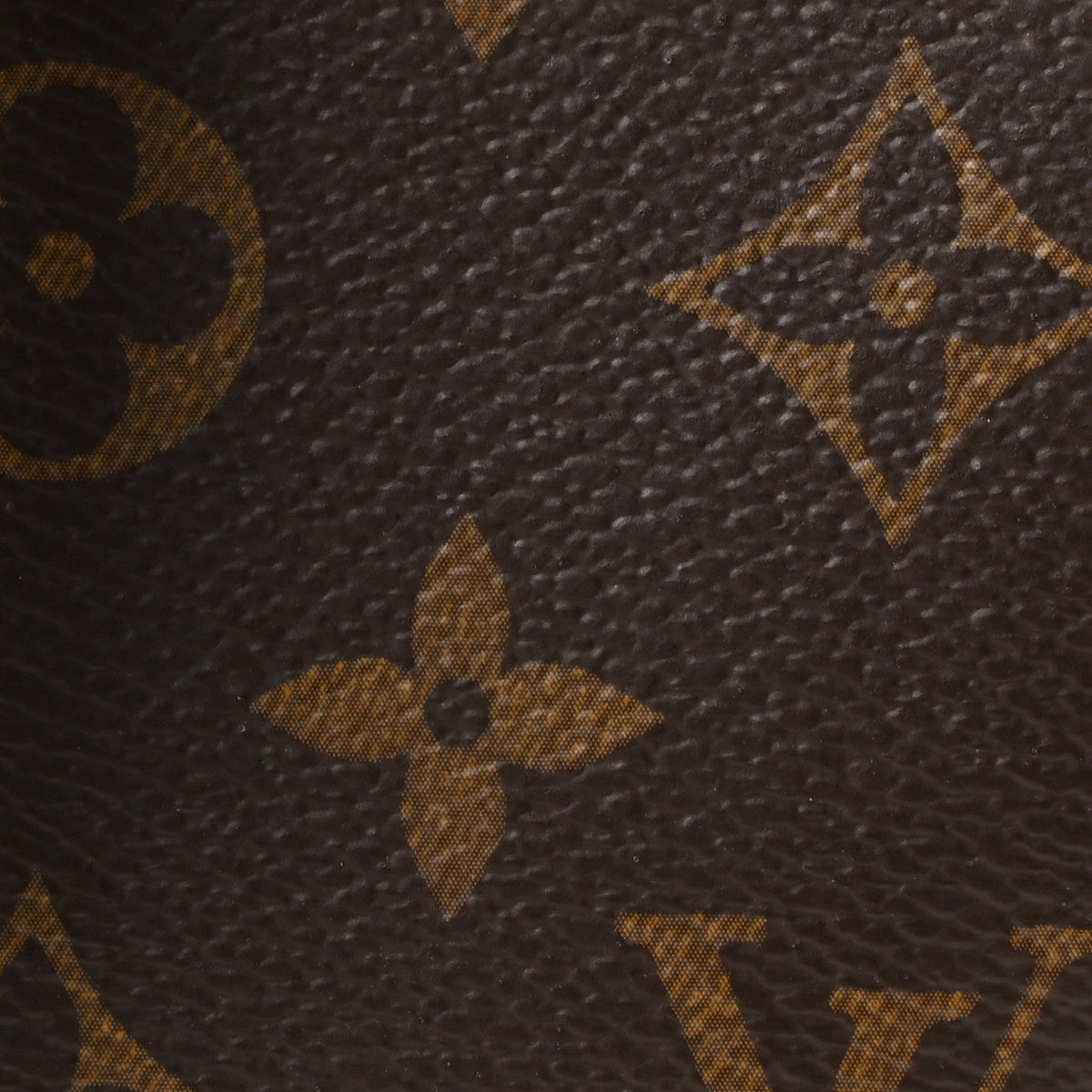 Monogram Game On Coeur