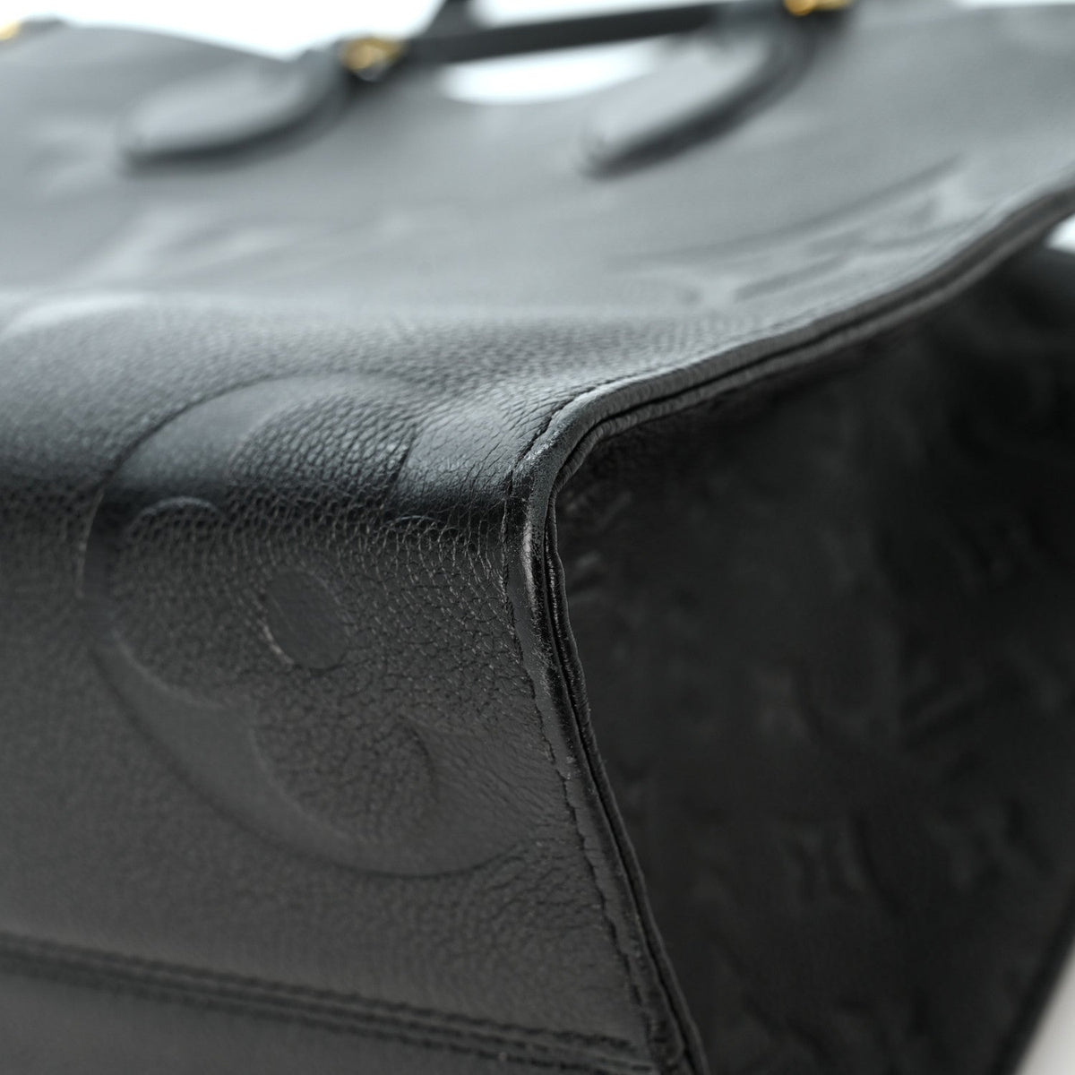 Empreinte Monogram Giant Onthego MM Black