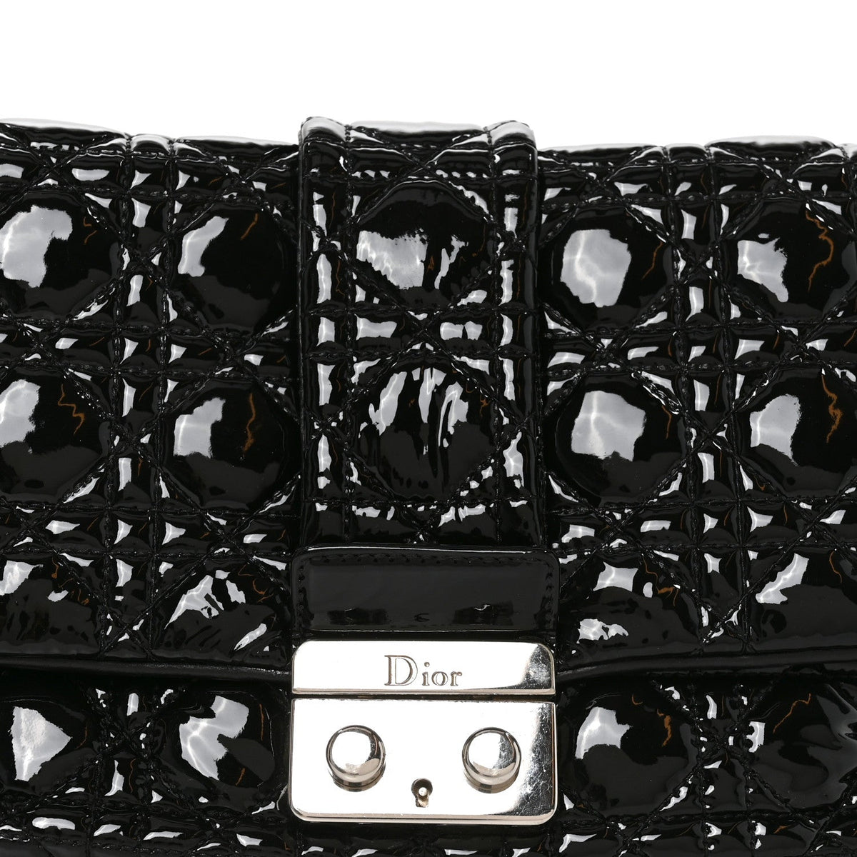 Patent Cannage New Lock Flap Black
