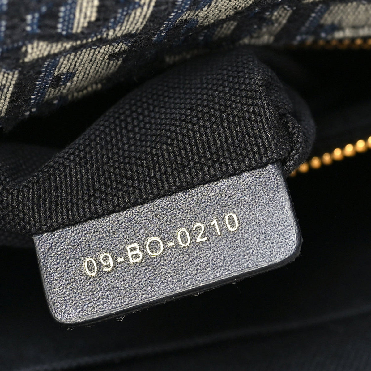 Oblique 30 Montaigne Flap Bag Blue