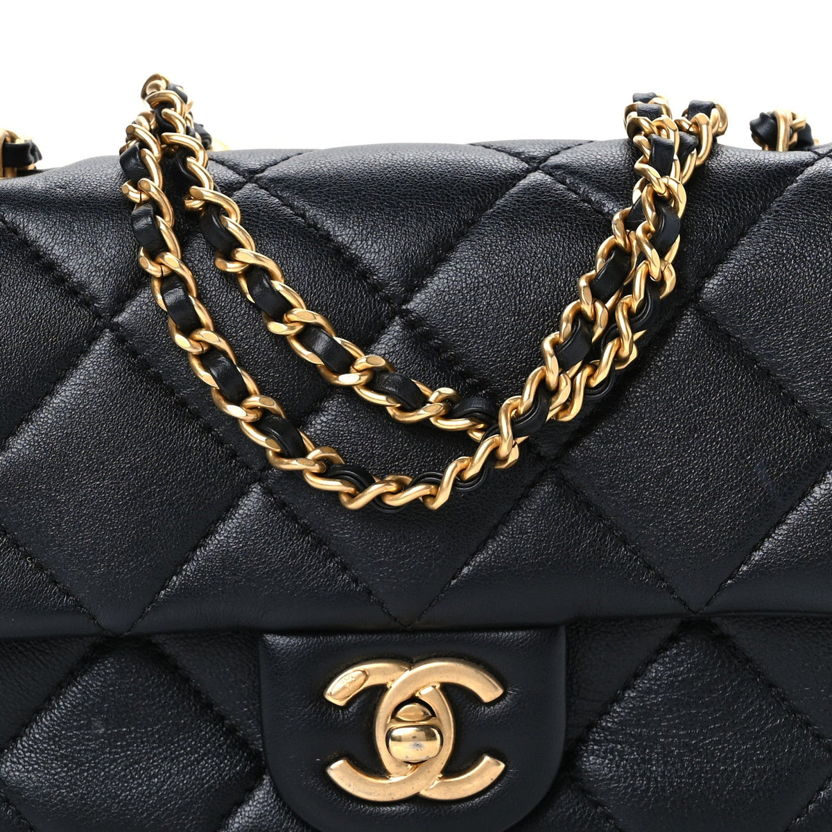 Lambskin Pearl Quilted Mini Flap Black