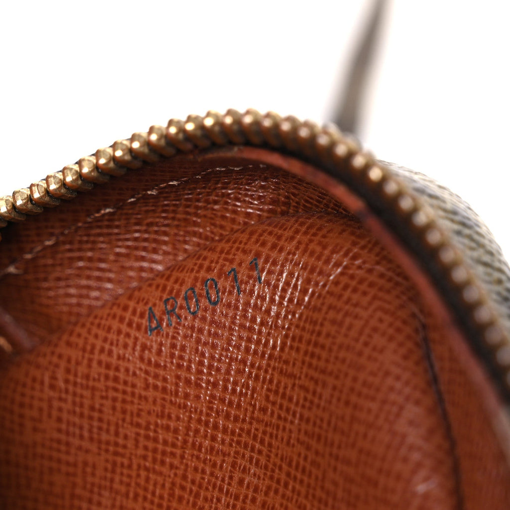 Monogram Amazone