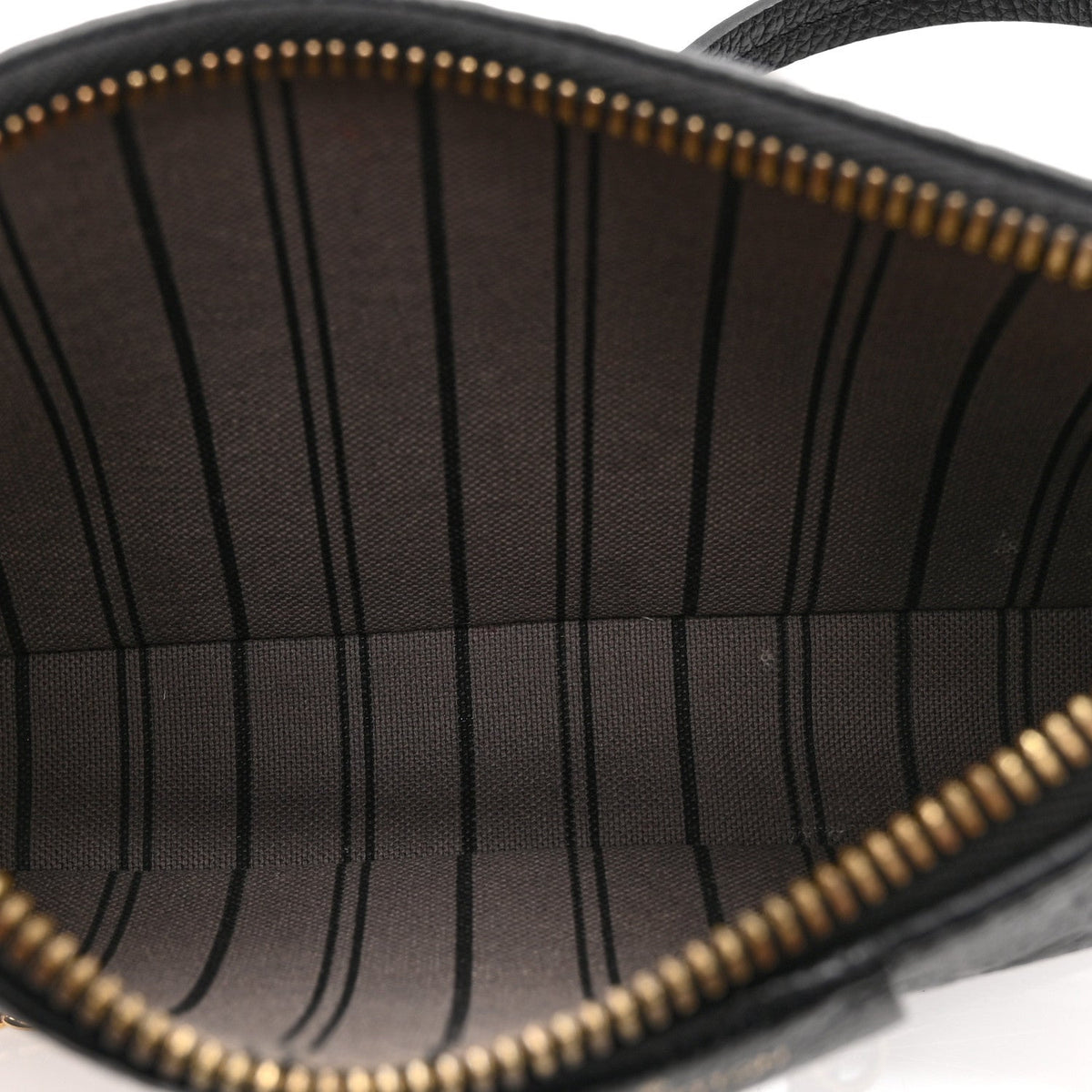 Empreinte Easy Pouch On Strap Black