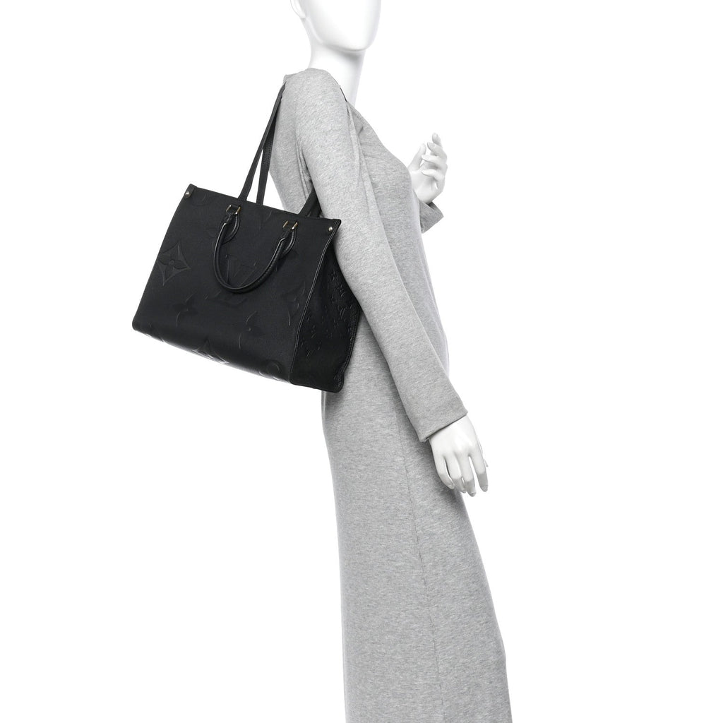 Empreinte Monogram Giant Onthego MM Black