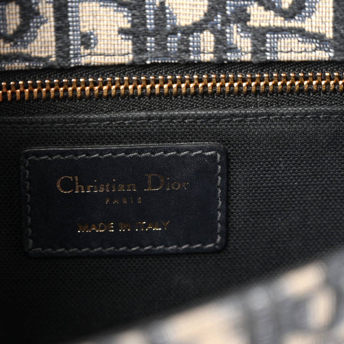 Oblique 30 Montaigne Flap Bag Blue