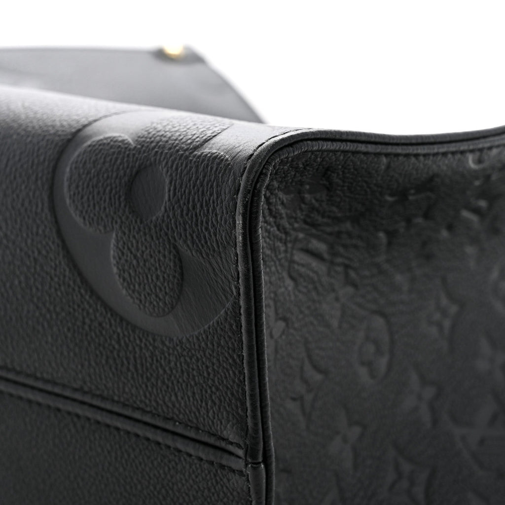 Empreinte Monogram Giant Onthego MM Black