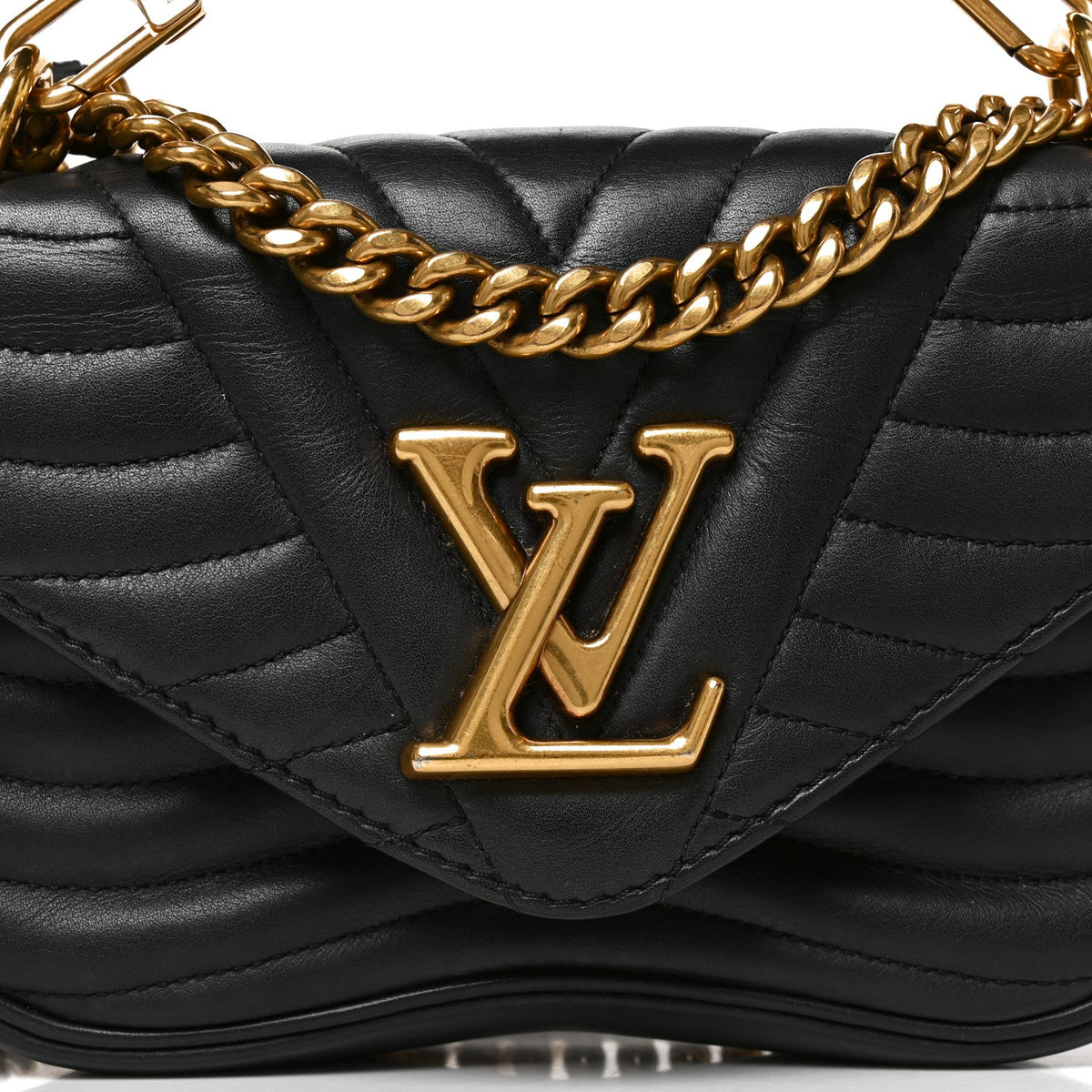 Calfskin New Wave Chain PM Black