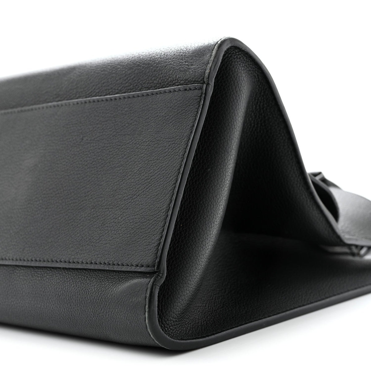 Soft Calfskin Lockme Tote MM Black