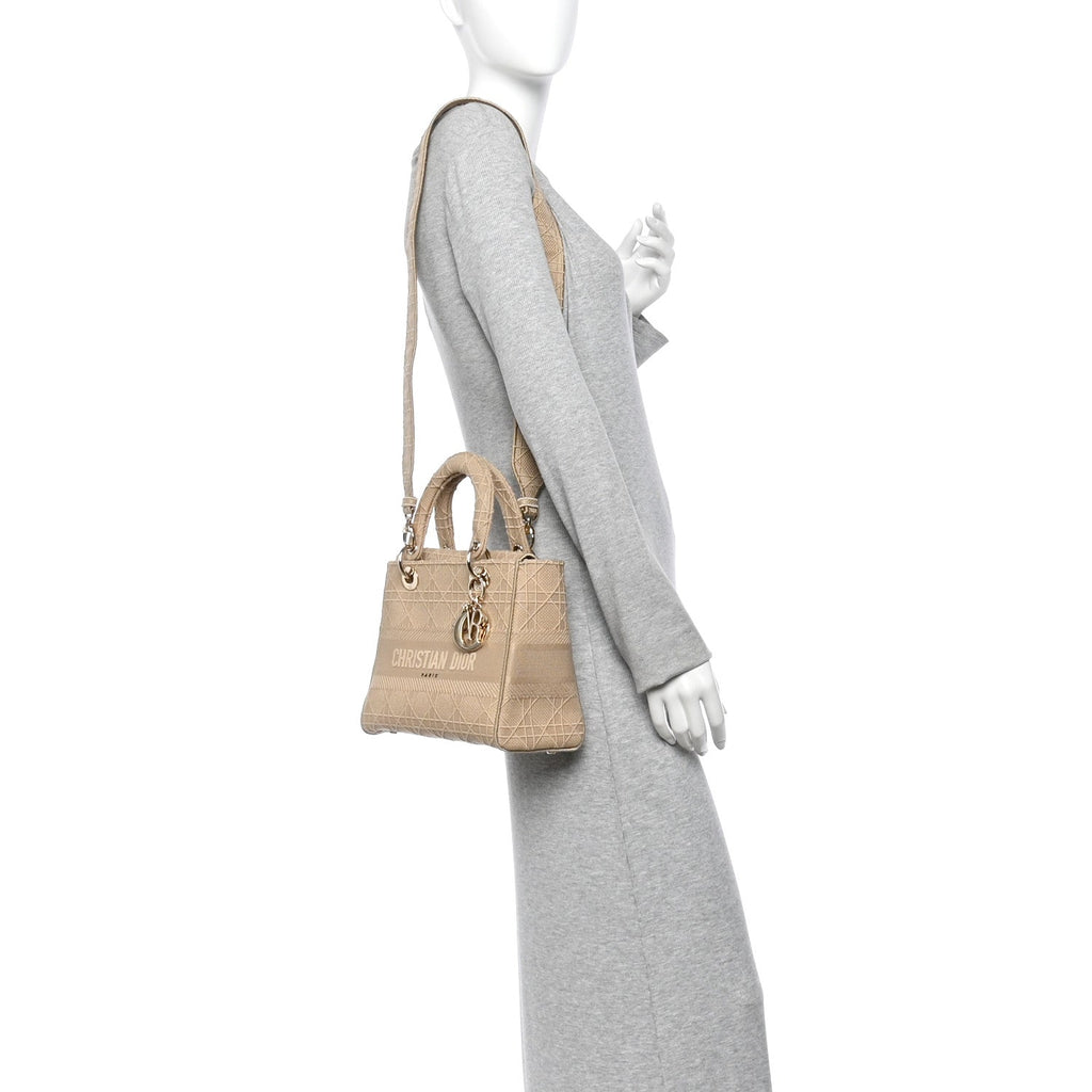 Canvas Embroidered Cannage Medium Lady D-Lite Beige