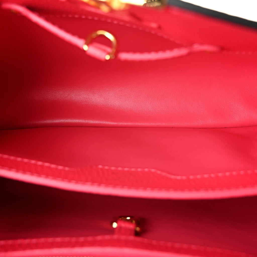 Taurillon Capucines MM Black Rose Berlingot