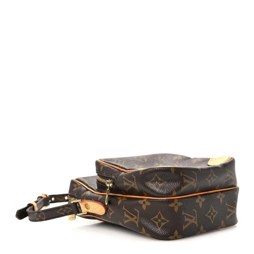 Monogram Amazone