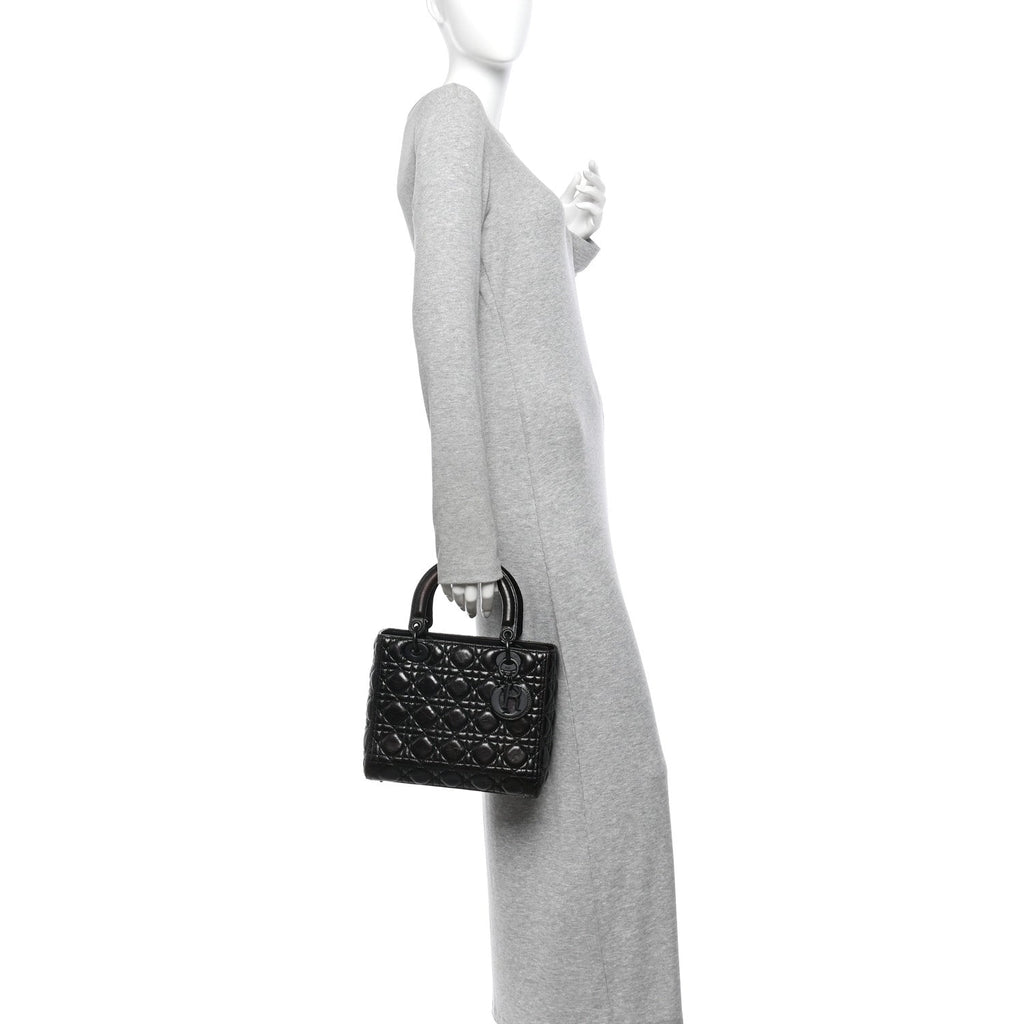 Crinkled Calfskin Cannage Medium Lady Dior Black