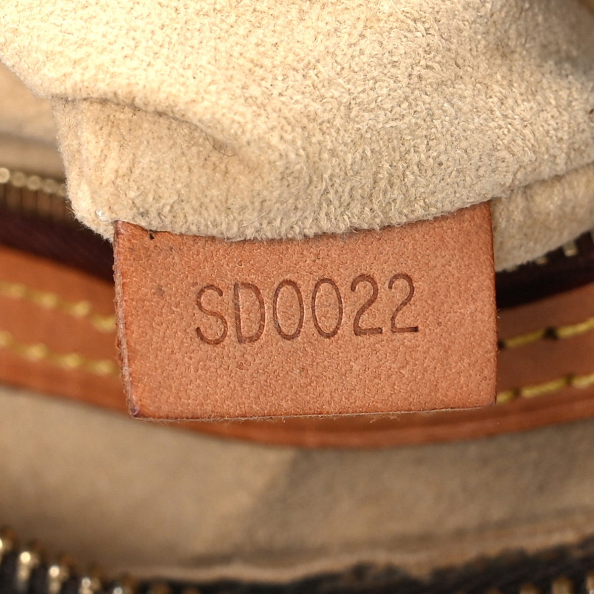 Monogram Looping MM