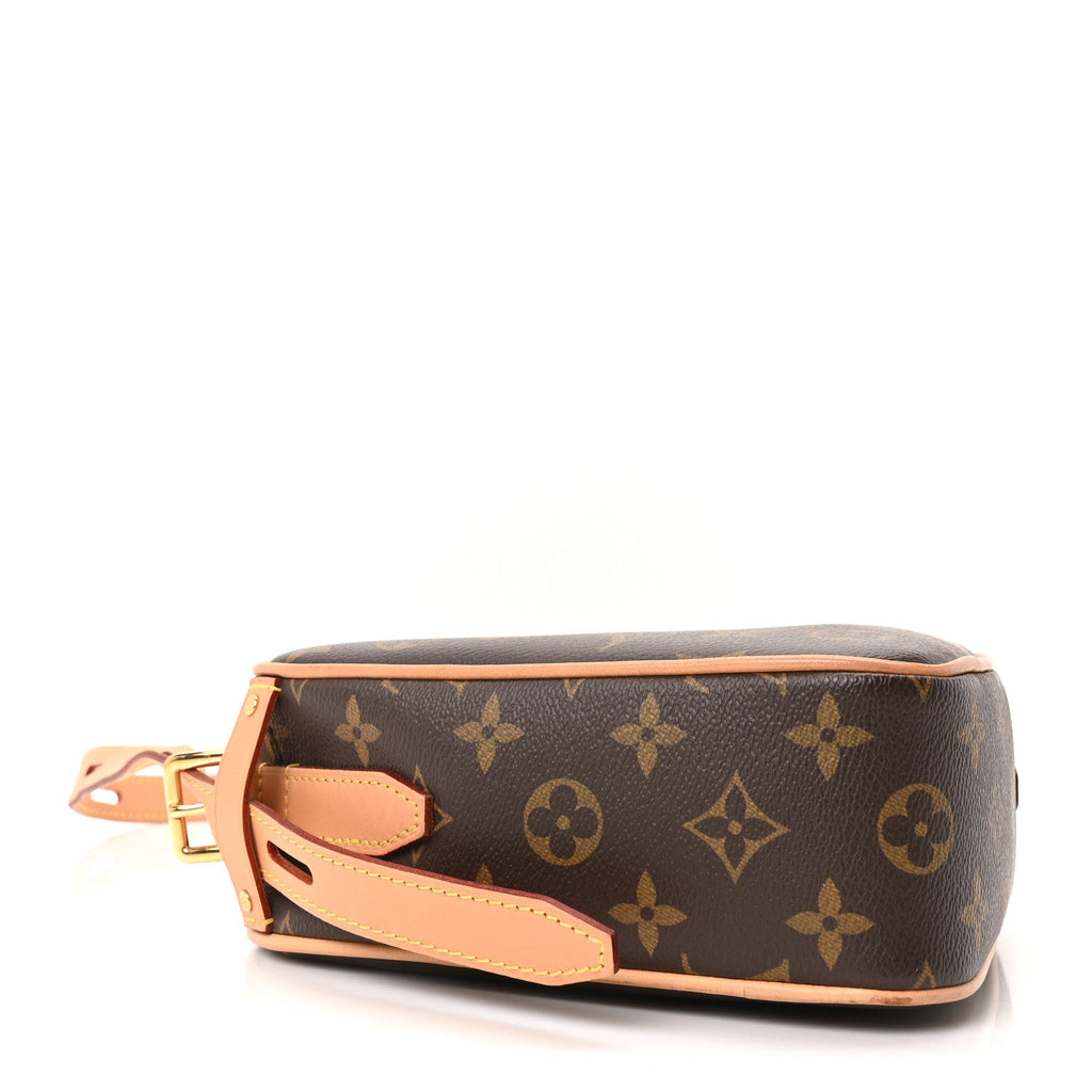 Monogram Game On Coeur