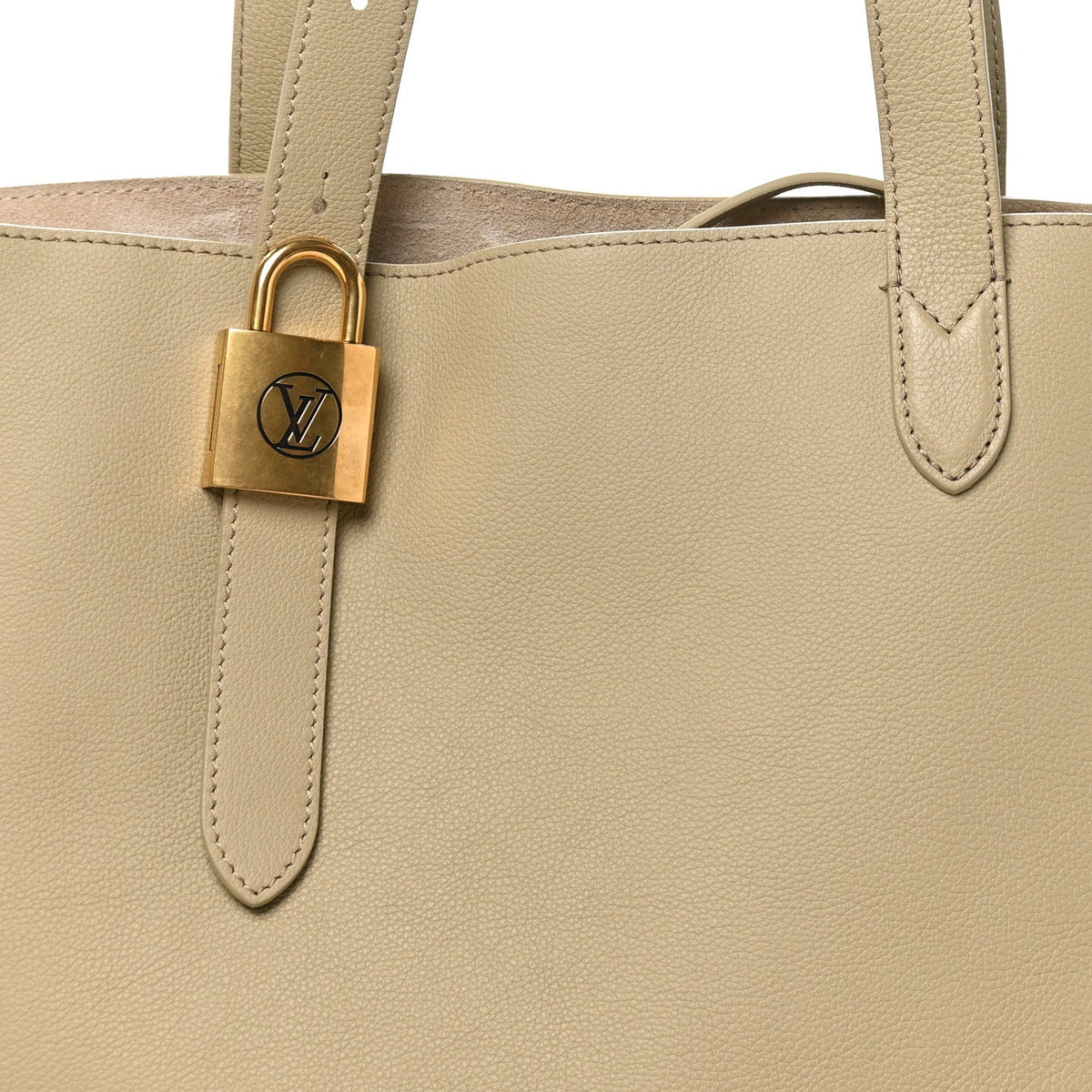 Grained Calfskin Low Key Cabas MM Clay