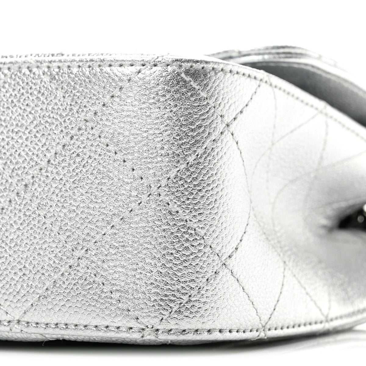 Metallic Caviar Quilted Medium CC Slide Flap Silver
