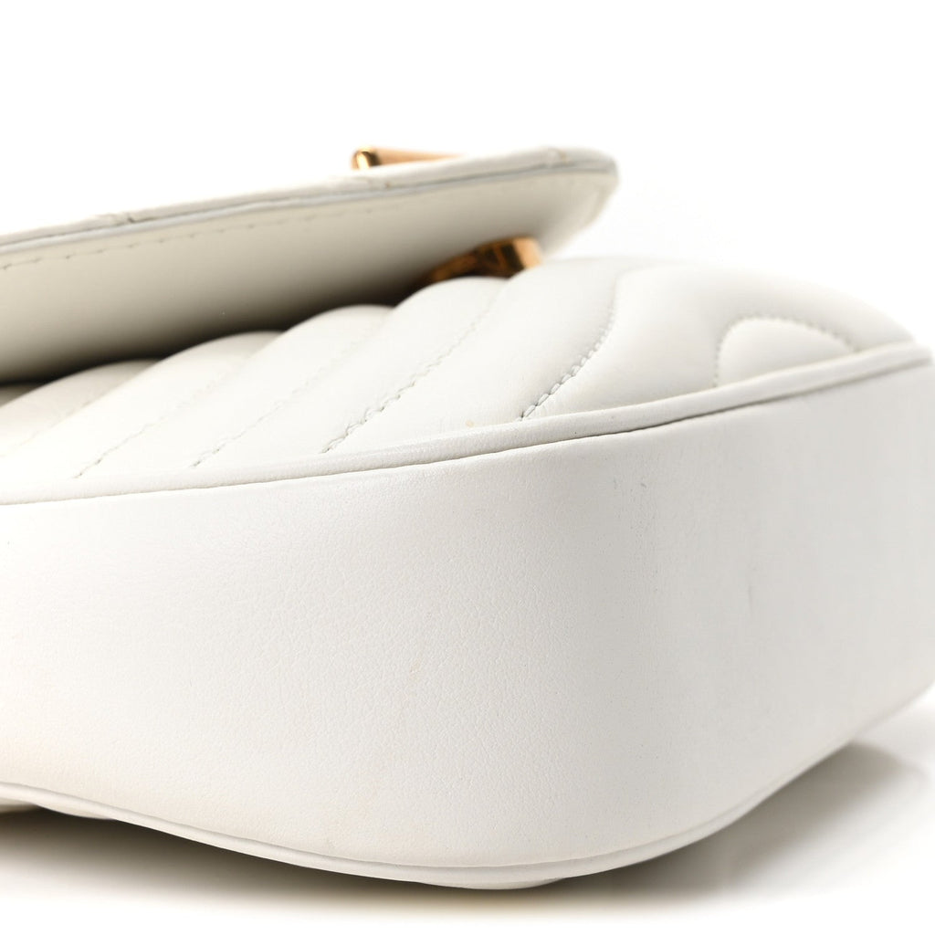 Calfskin New Wave Multi Pochette Snow