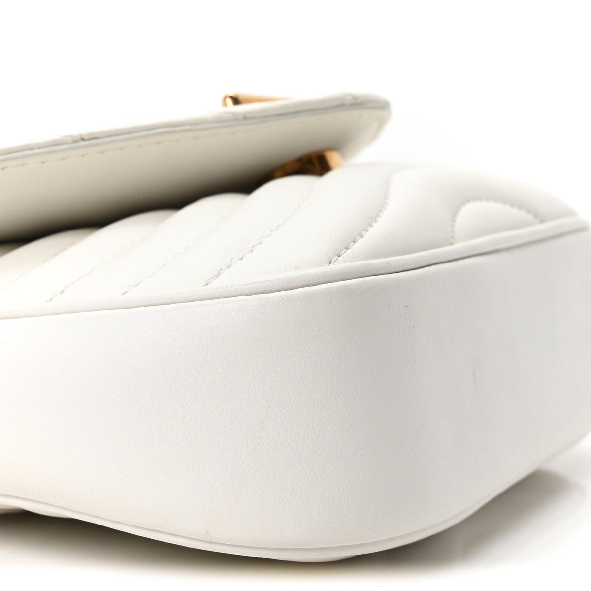Calfskin New Wave Multi Pochette Snow