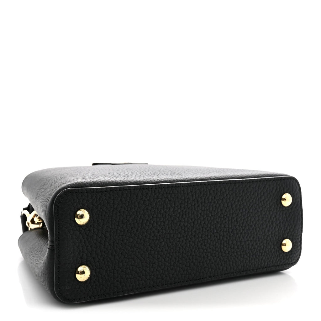 Taurillon Enamel Chain Capucines BB Black