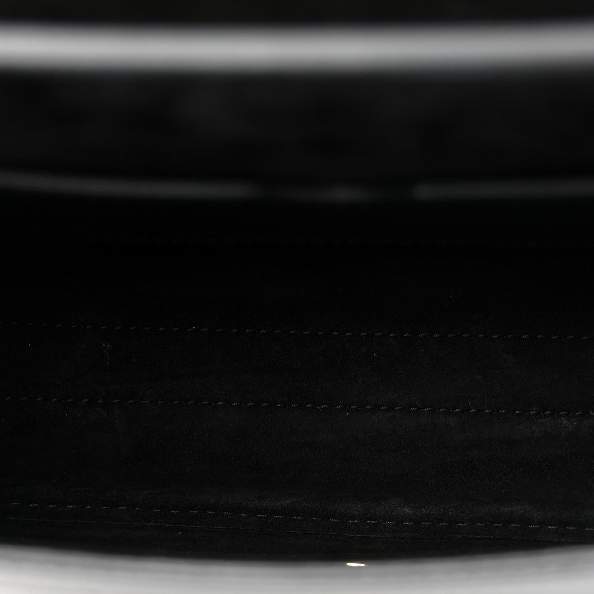 Box Calfskin Medium Bobby Flap Black