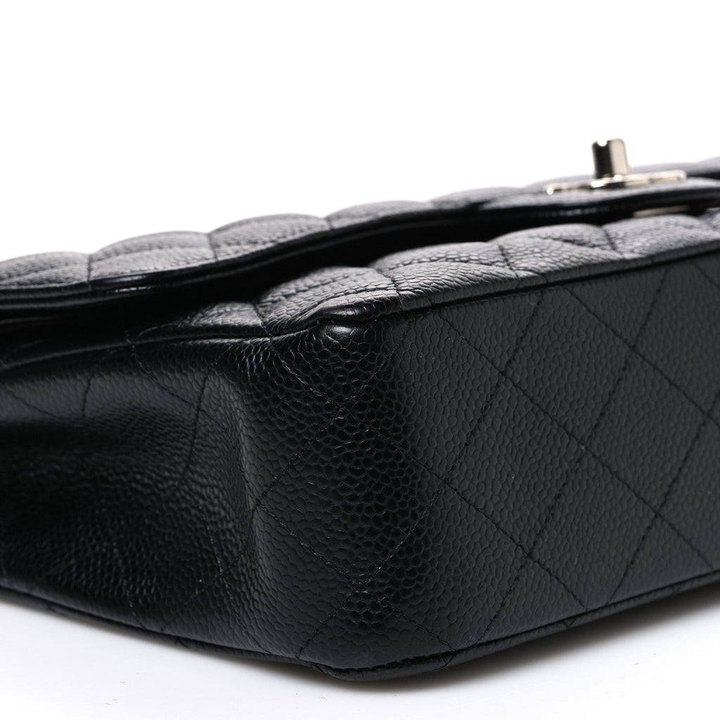 Caviar Quilted Medium Double Flap Black