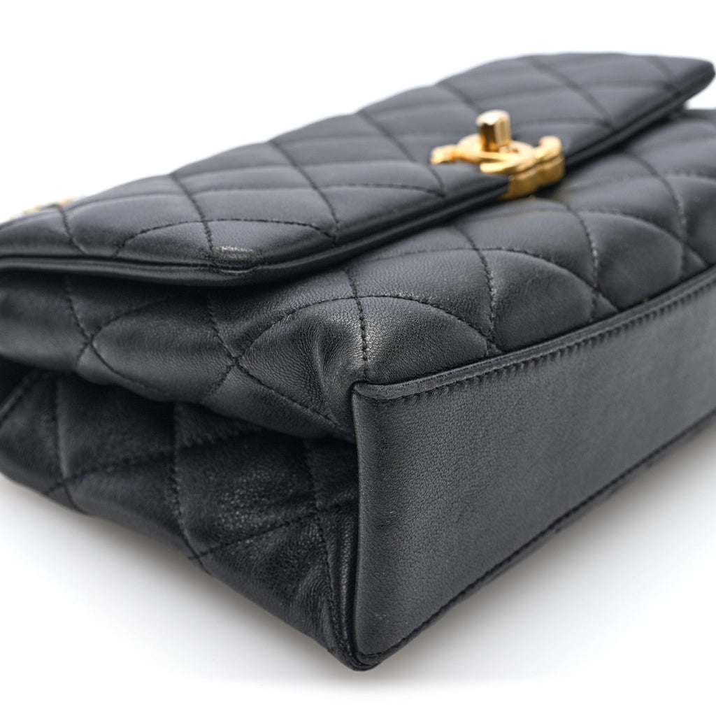 Lambskin Quilted Pearl Handle Flap Black