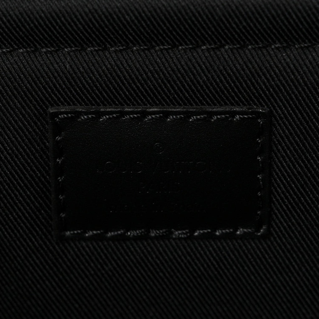 Monogram Macassar Archy Messenger GM