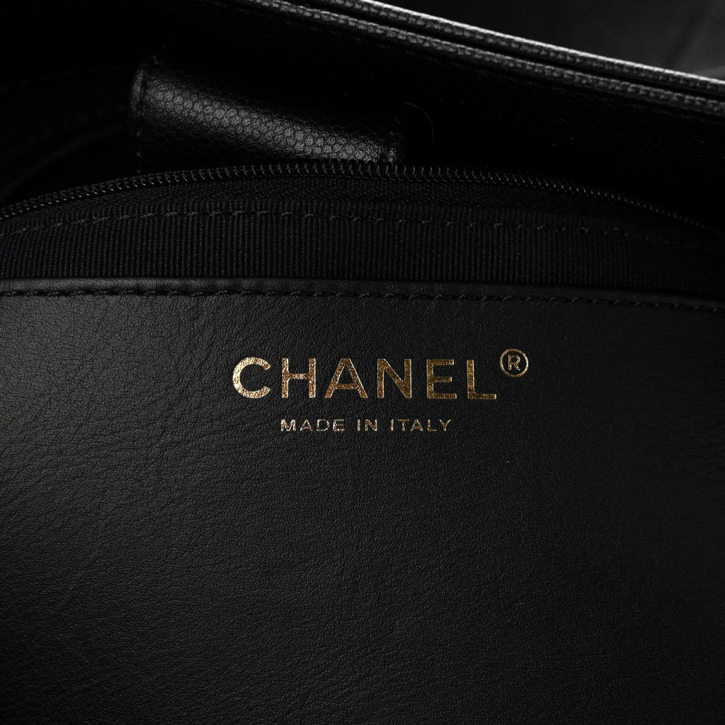 Caviar Stitched Pocket CC Large Tote Black