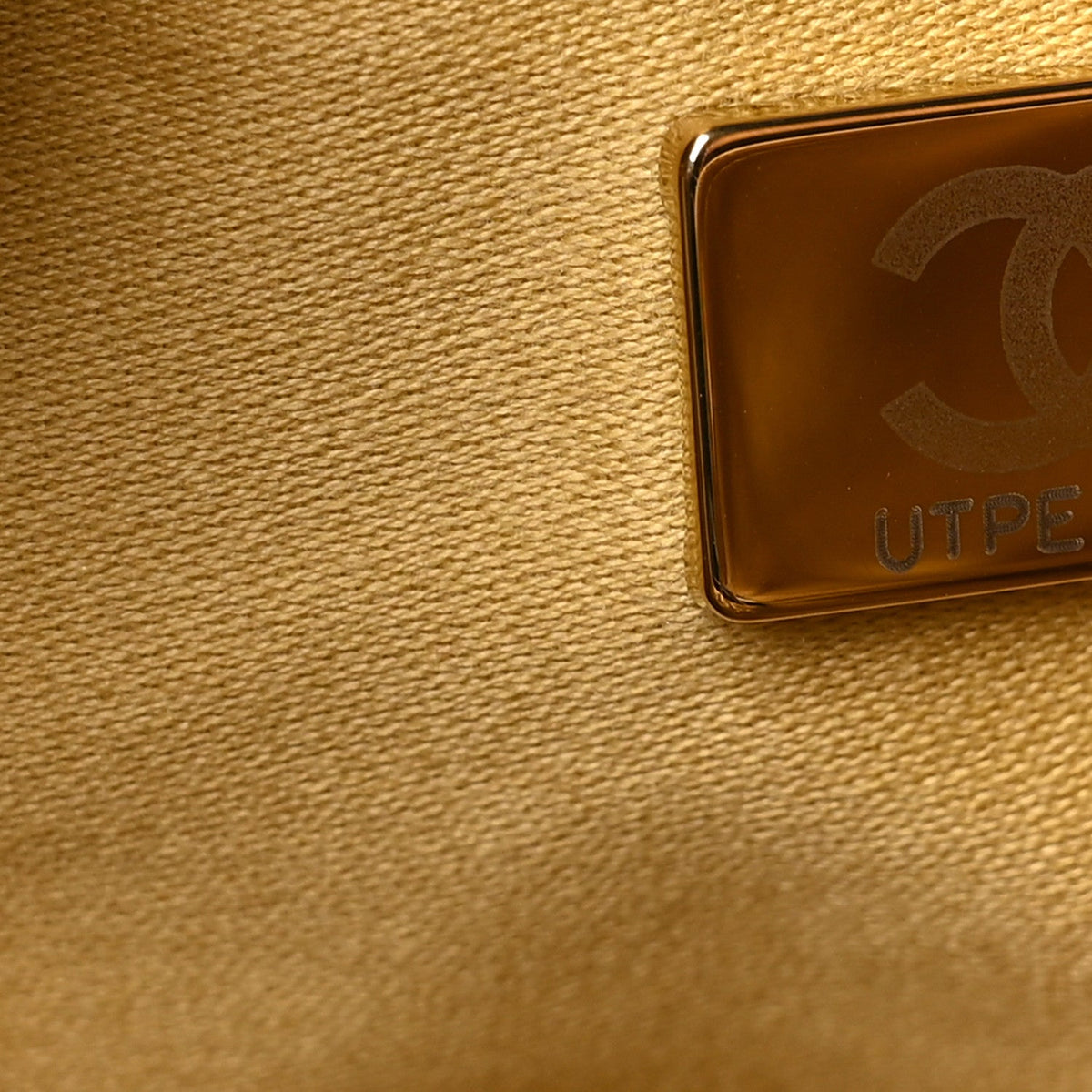 Metallic Caviar Quilted Small Chanel 25 Handbag Gold