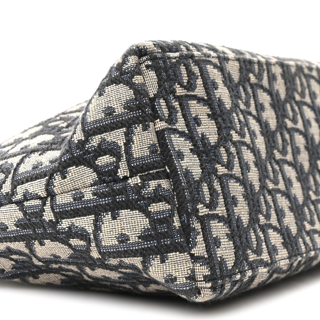 Oblique Medium Diortravel Nomad Pouch Blue