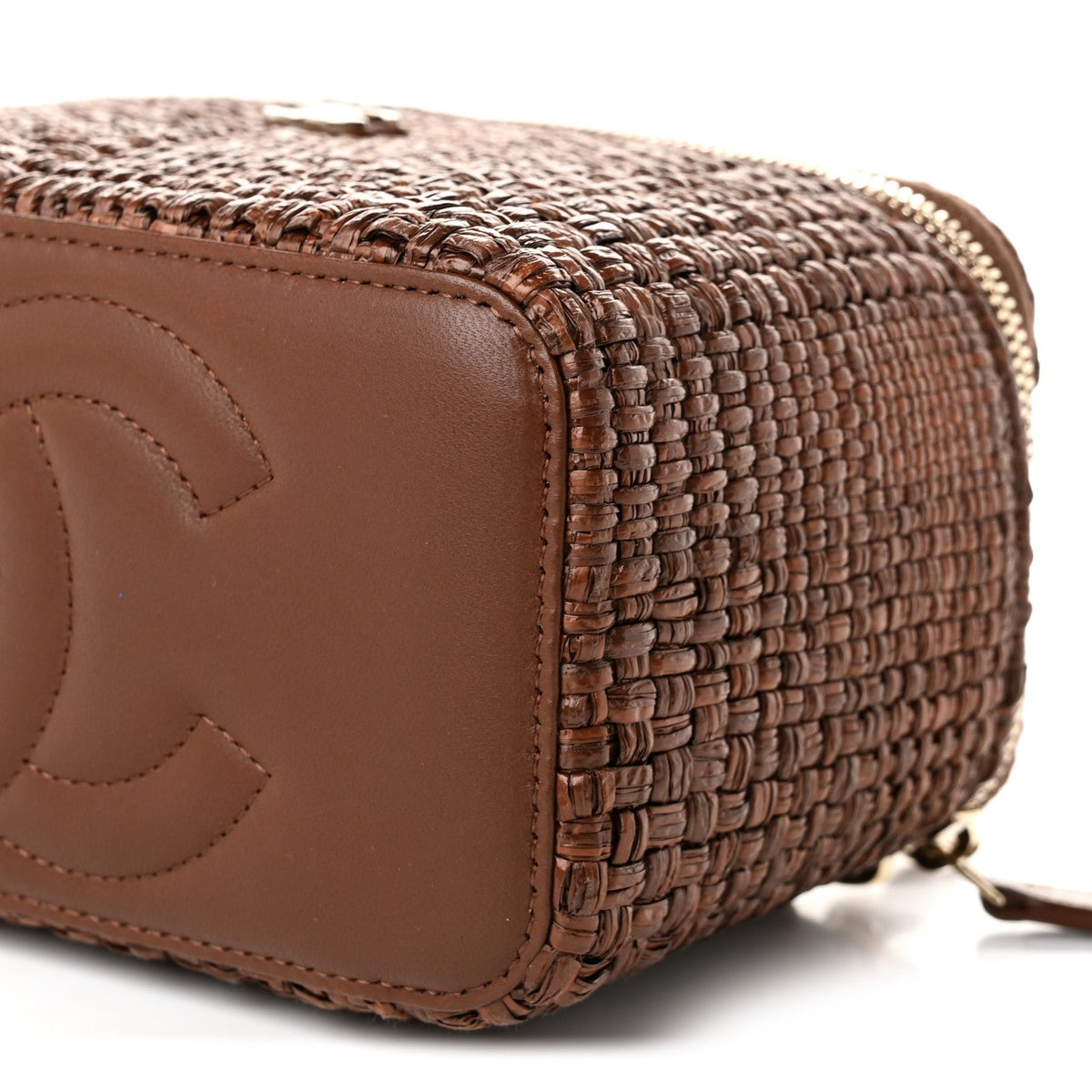 Braided Raffia Vanity Case With Chain Brown
