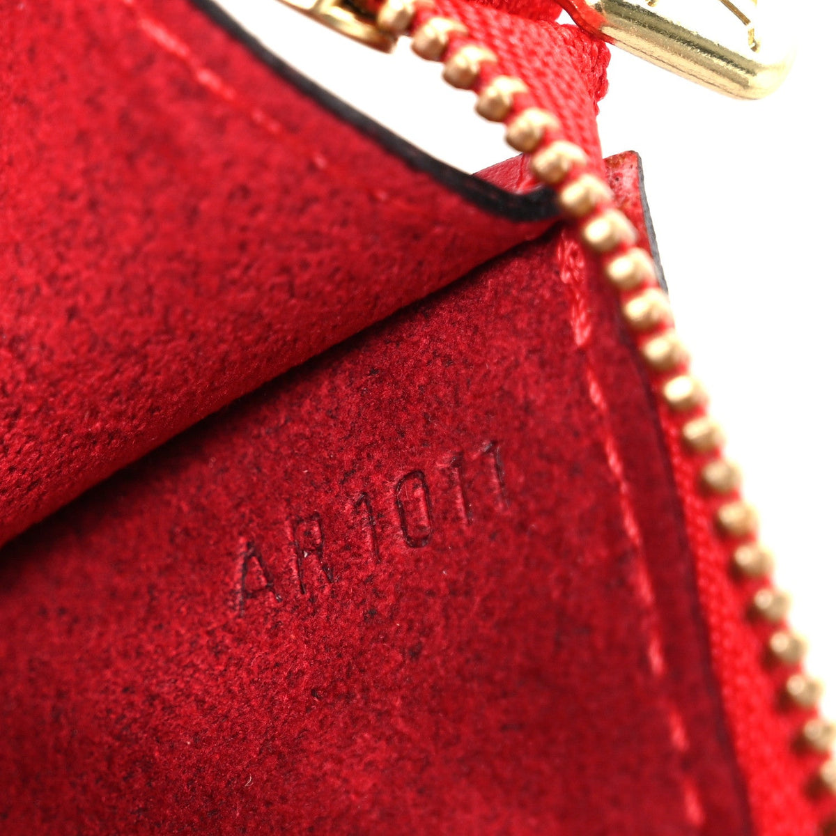 Epi Pochette Accessories 24 Castillan Red