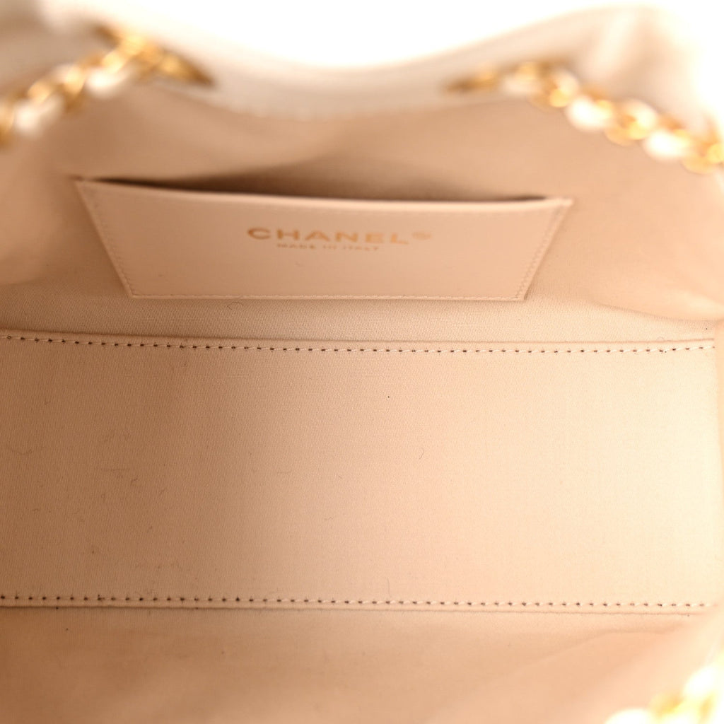 Caviar Quilted Mini Chanel 25 Handbag White