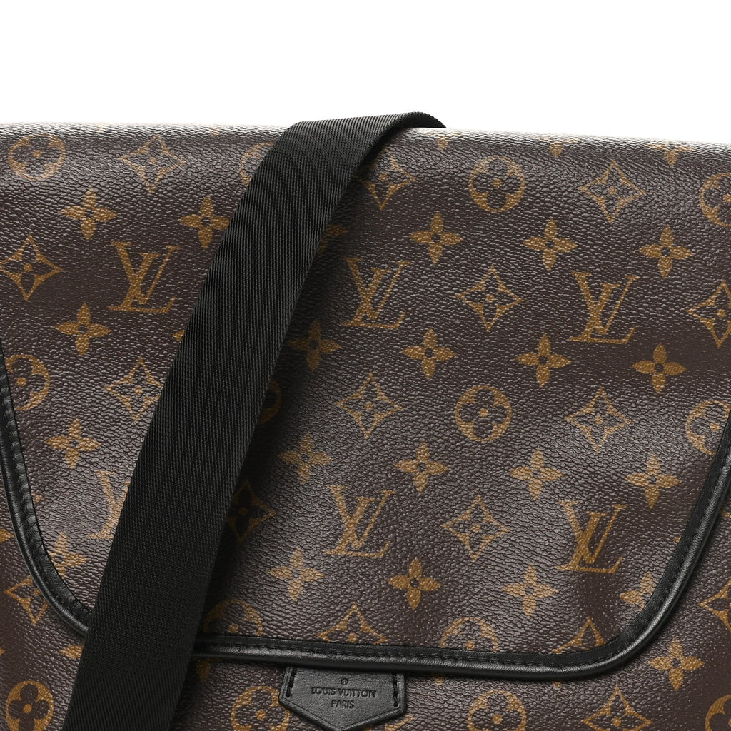 Monogram Macassar Magnetic Messenger